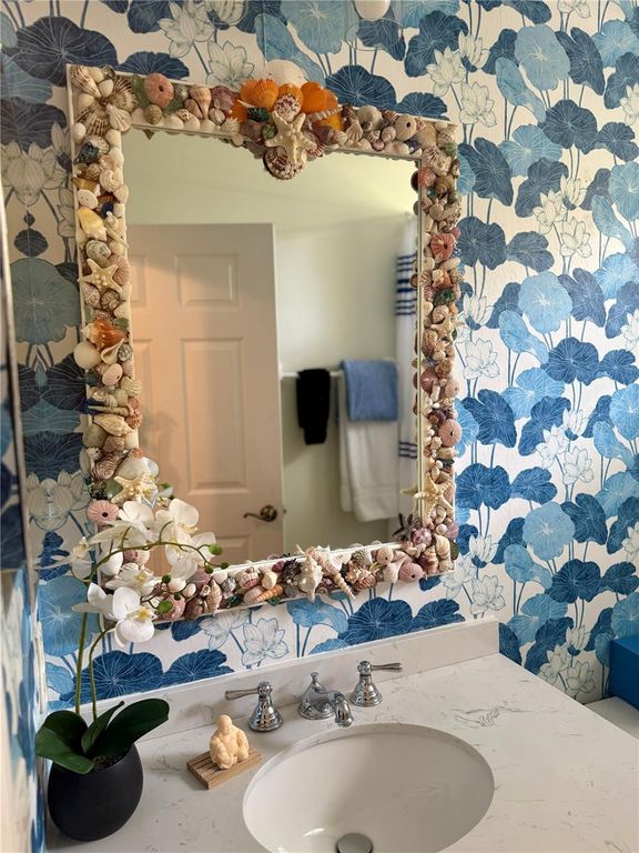 Image 34 of property listing at 5647 KEY LARGO COURT C-07, Bradenton, FL 34203