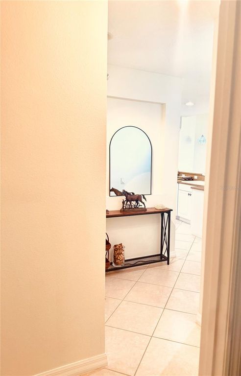 Image 38 of property listing at 5647 KEY LARGO COURT C-07, Bradenton, FL 34203