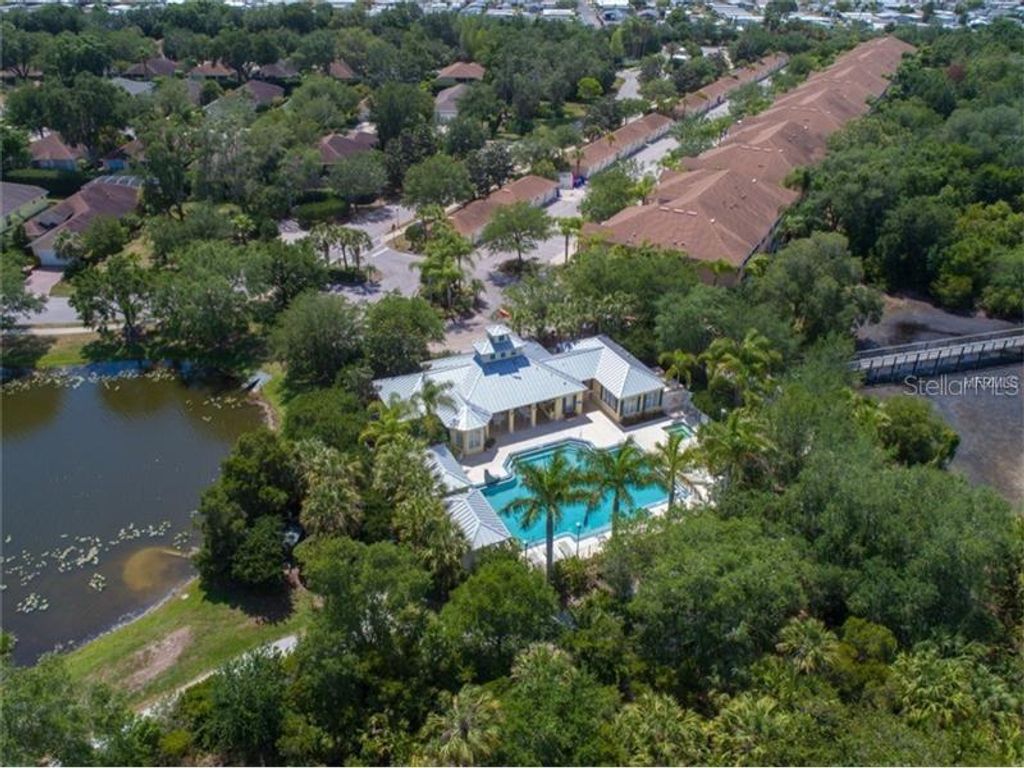 Image 55 of property listing at 5647 KEY LARGO COURT C-07, Bradenton, FL 34203