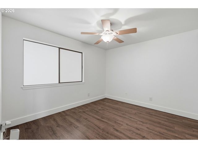 4926 S CORBETT Ave 205, Portland, OR 97239