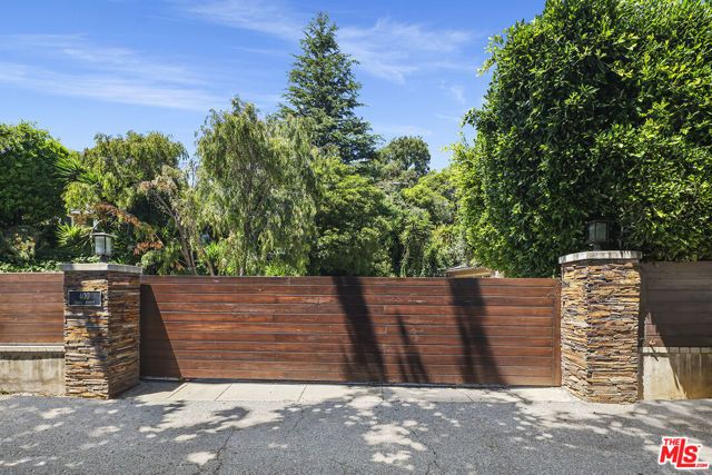 400 Vance Street, Pacific Palisades (los Angeles), CA 90272