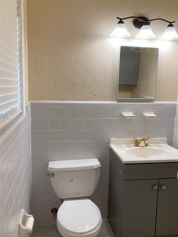 1202 Dunstan Road, Pasadena, TX 77502