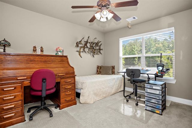 3210 Fm 3065, Colmesneil, TX 75938