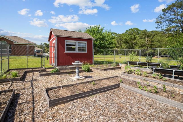 3210 Fm 3065, Colmesneil, TX 75938