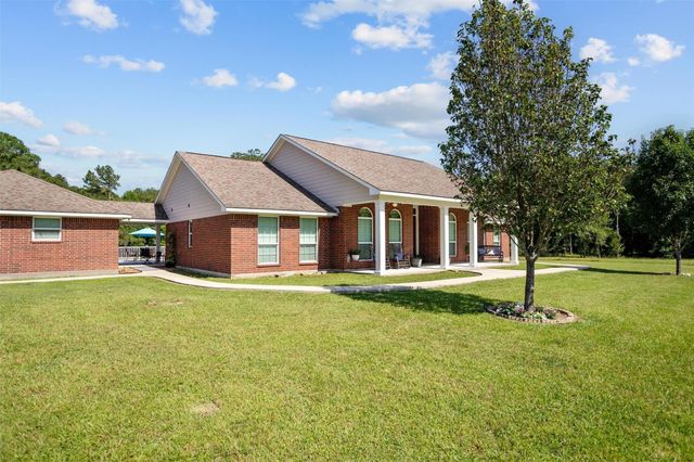 3210 Fm 3065, Colmesneil, TX 75938