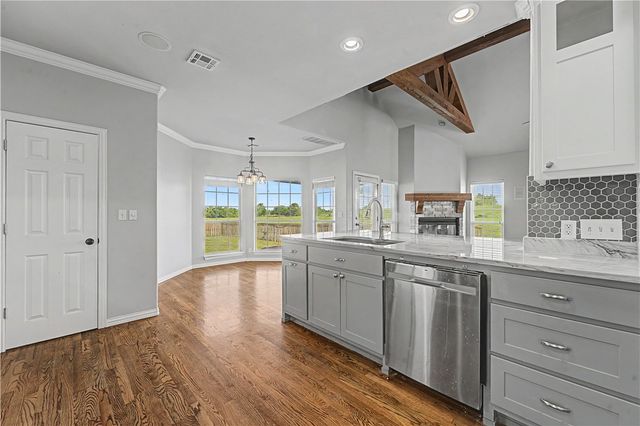 12923 Galyean Road, Bentonville, AR 72712