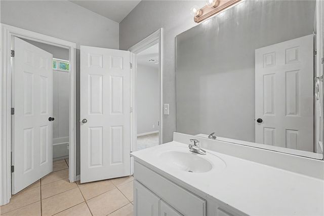12923 Galyean Road, Bentonville, AR 72712