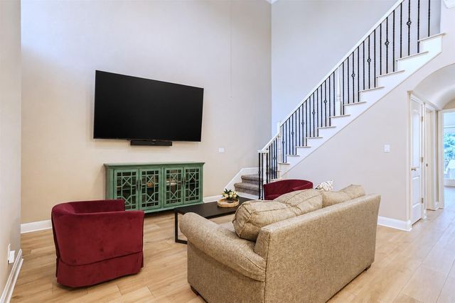 216 Sunrise Ridge CV, Austin, TX 78738