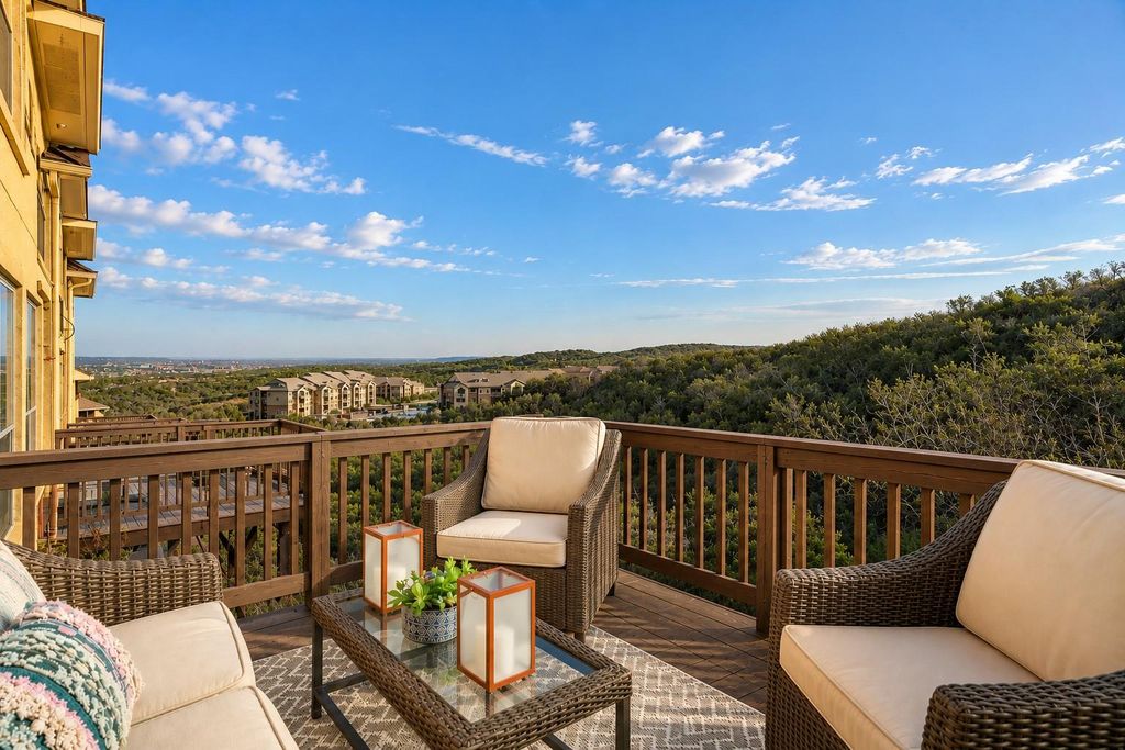 216 Sunrise Ridge CV, Austin, TX 78738