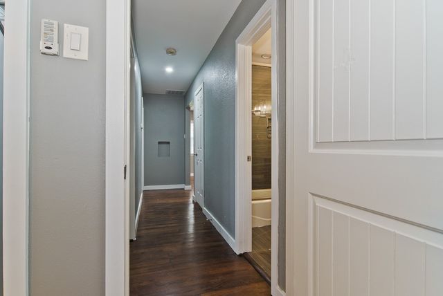 3039 Grayson Drive, Dallas, TX 75224