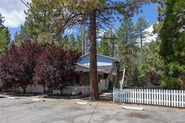 1017 Greenway Drive, Big Bear, CA 92314