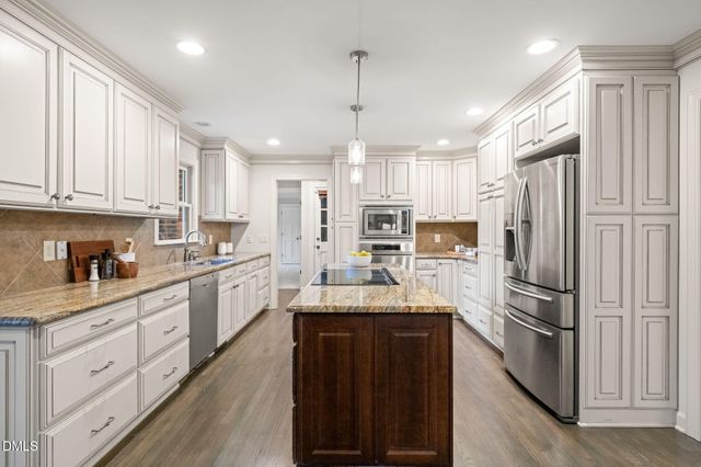 2300 Valley Forge Road, Raleigh, NC 27615