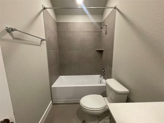 6406 Brazos Trail Drive, Richmond, TX 77469