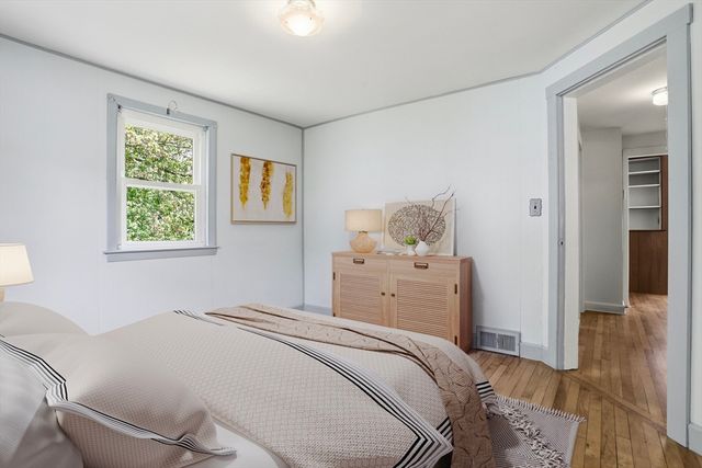 572 Massachusetts Ave, Lunenburg, MA 01462