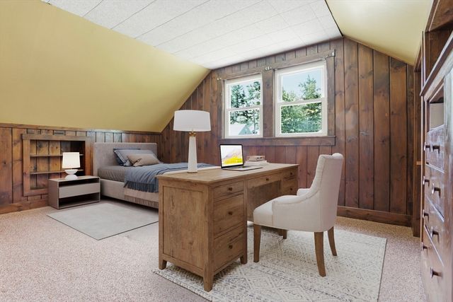 572 Massachusetts Ave, Lunenburg, MA 01462
