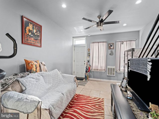 435 MECHANIC ST, Camden, NJ 08104