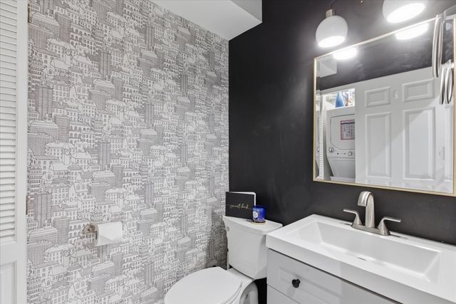 2140 N Winchester Avenue 10, Chicago, IL 60614