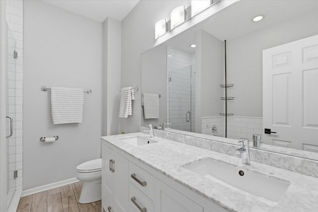 2140 N Winchester Avenue 10, Chicago, IL 60614