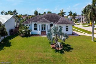 405 Driftwood CT, Marco Island, FL 34145