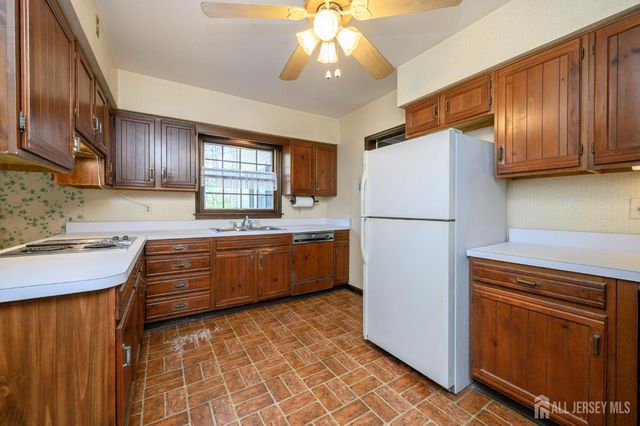 105 Morning Glory Road, Warren, NJ 07059