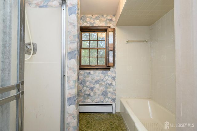 105 Morning Glory Road, Warren, NJ 07059