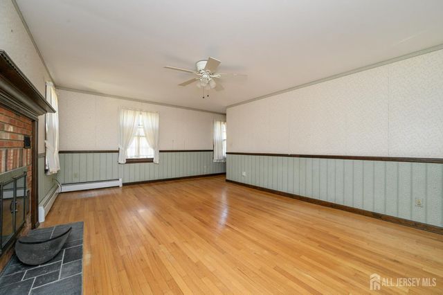 105 Morning Glory Road, Warren, NJ 07059