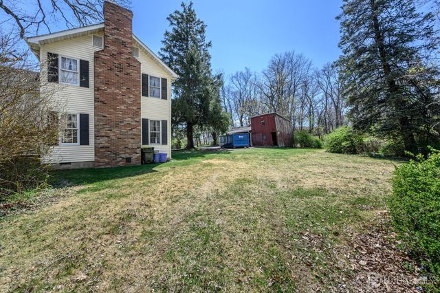 105 Morning Glory Road, Warren, NJ 07059