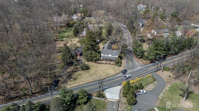 105 Morning Glory Road, Warren, NJ 07059