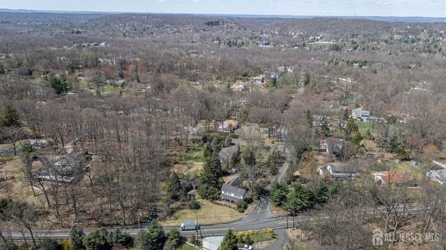 105 Morning Glory Road, Warren, NJ 07059