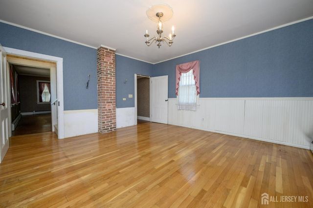 105 Morning Glory Road, Warren, NJ 07059