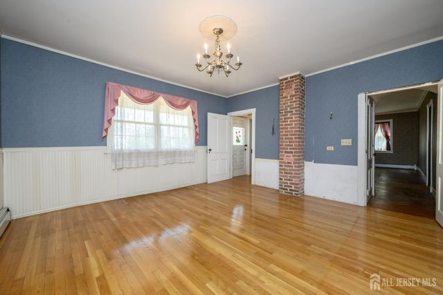 105 Morning Glory Road, Warren, NJ 07059