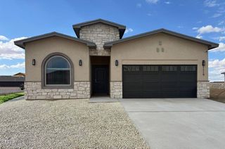436 Plateau Drive, Socorro, TX 79927