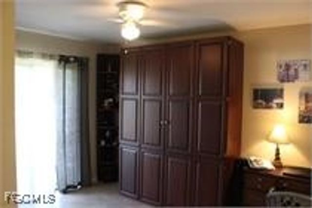 907 Cape Coral PKWY W, Cape Coral, FL 33914