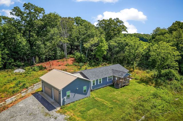 6101 Old Kentucky Rd, Sparta, TN 38583