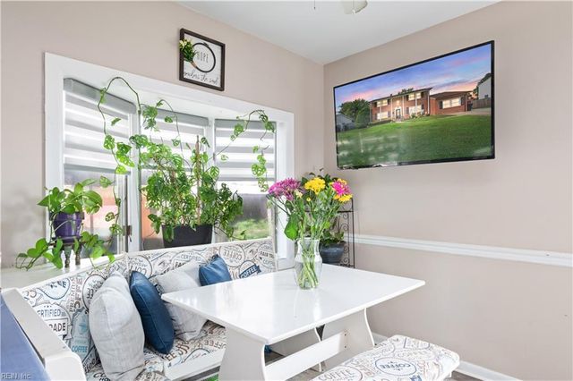 5328 Sir Barton DR, Virginia Beach, VA 23462