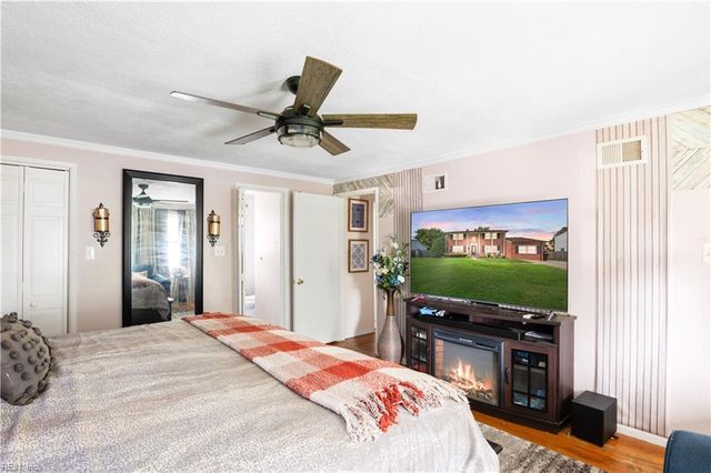 5328 Sir Barton DR, Virginia Beach, VA 23462