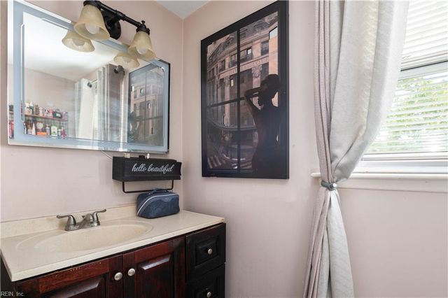 5328 Sir Barton DR, Virginia Beach, VA 23462