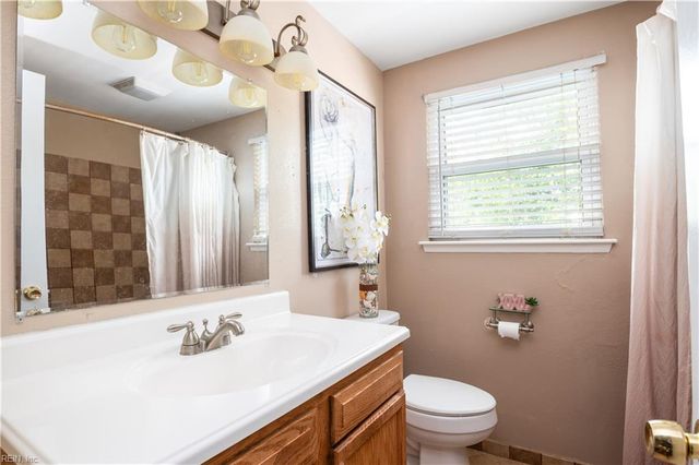 5328 Sir Barton DR, Virginia Beach, VA 23462
