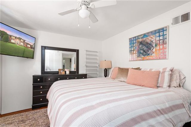 5328 Sir Barton DR, Virginia Beach, VA 23462