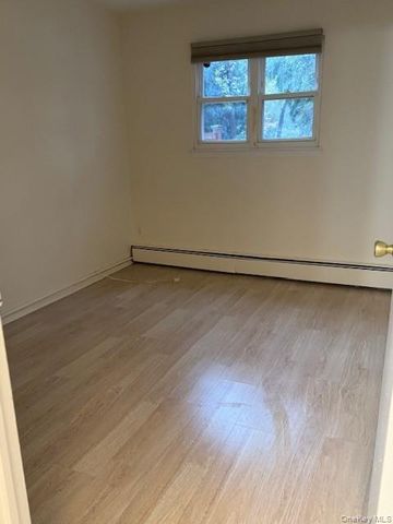 3724 Brookside Street, Little Neck, NY 11363