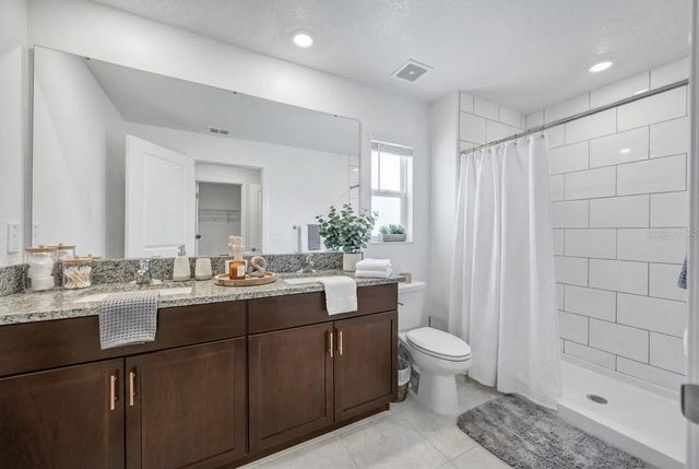 2524 SUNRAY VENUS WAY, Ruskin, FL 33570