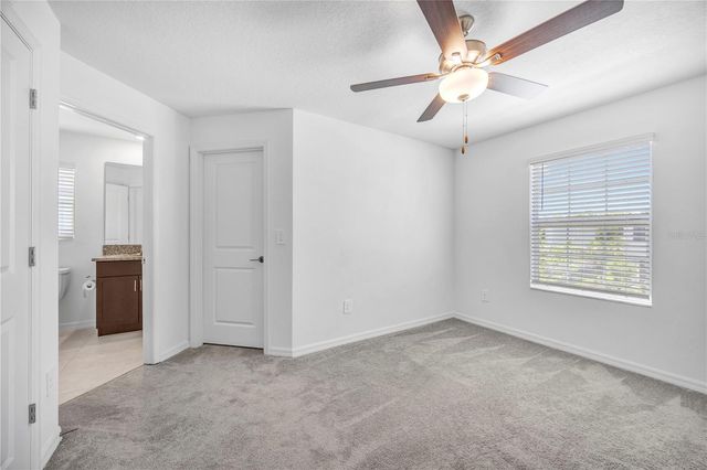 2524 SUNRAY VENUS WAY, Ruskin, FL 33570