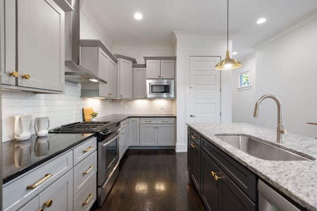 4412 Westlawn Dr, Nashville, TN 37209