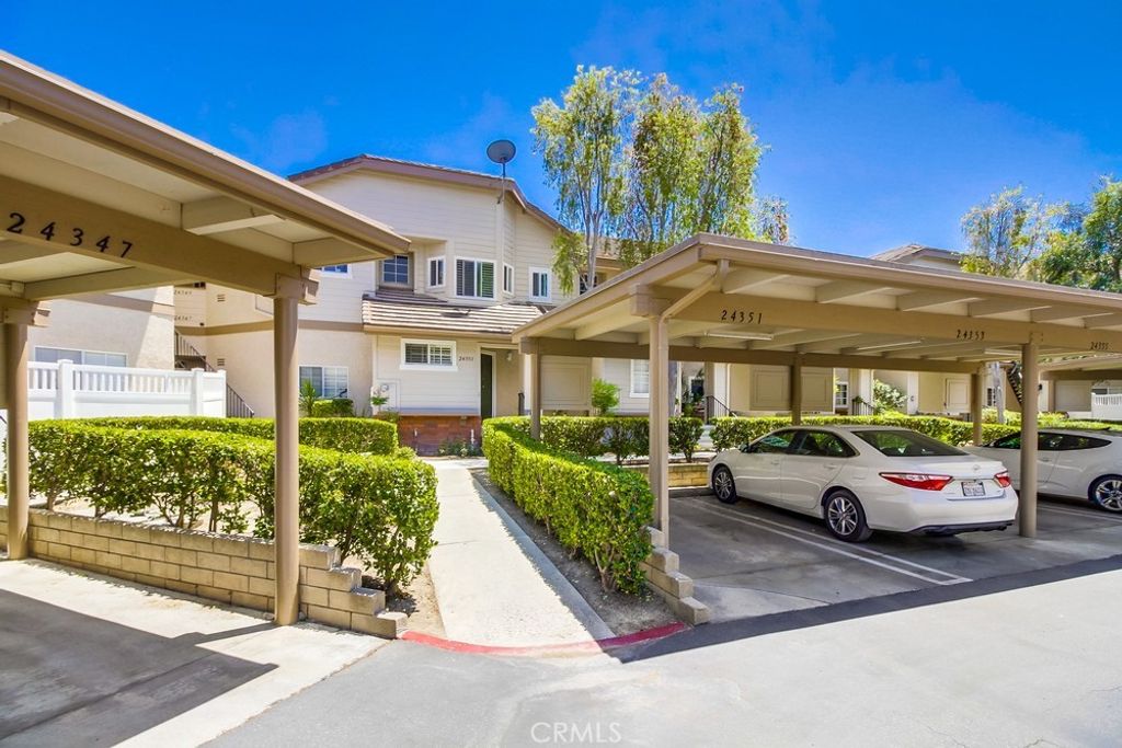 24351 Marquis Court 302, Laguna Hills, CA 92653