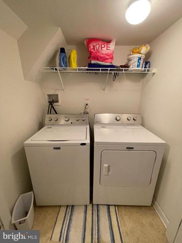 160 DUNLIN LN, Pleasantville, NJ 08232