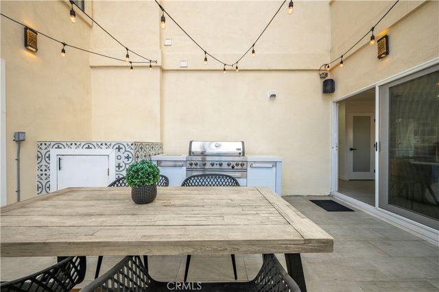 122 21st, Huntington Beach, CA 92648