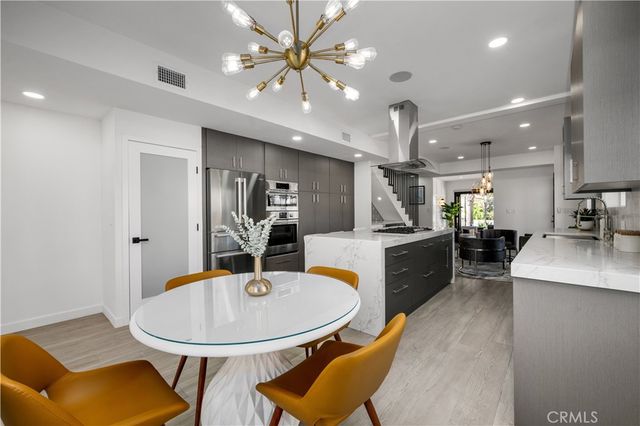 122 21st, Huntington Beach, CA 92648