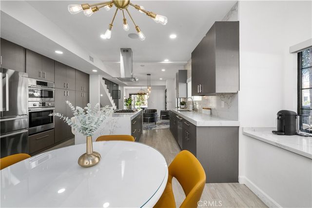 122 21st, Huntington Beach, CA 92648