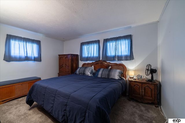3103 S 38th Avenue, Omaha, NE 68105