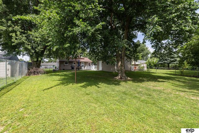 3103 S 38th Avenue, Omaha, NE 68105